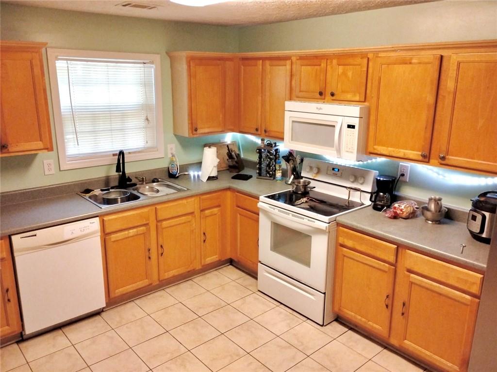 633 Skyland Drive