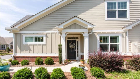 Condo For Sale - 1601 Lexington Green Pines Pines<br/> Cumming, GA 30040