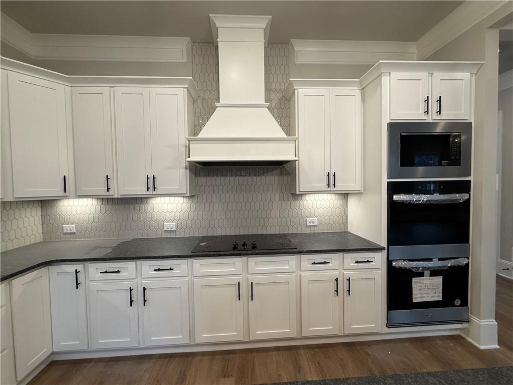 3838 CHEYENNE Lane