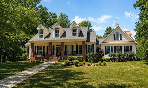 Photo of 4775 Jones Road, Fairburn, GA 30213 (MLS # 7757091)