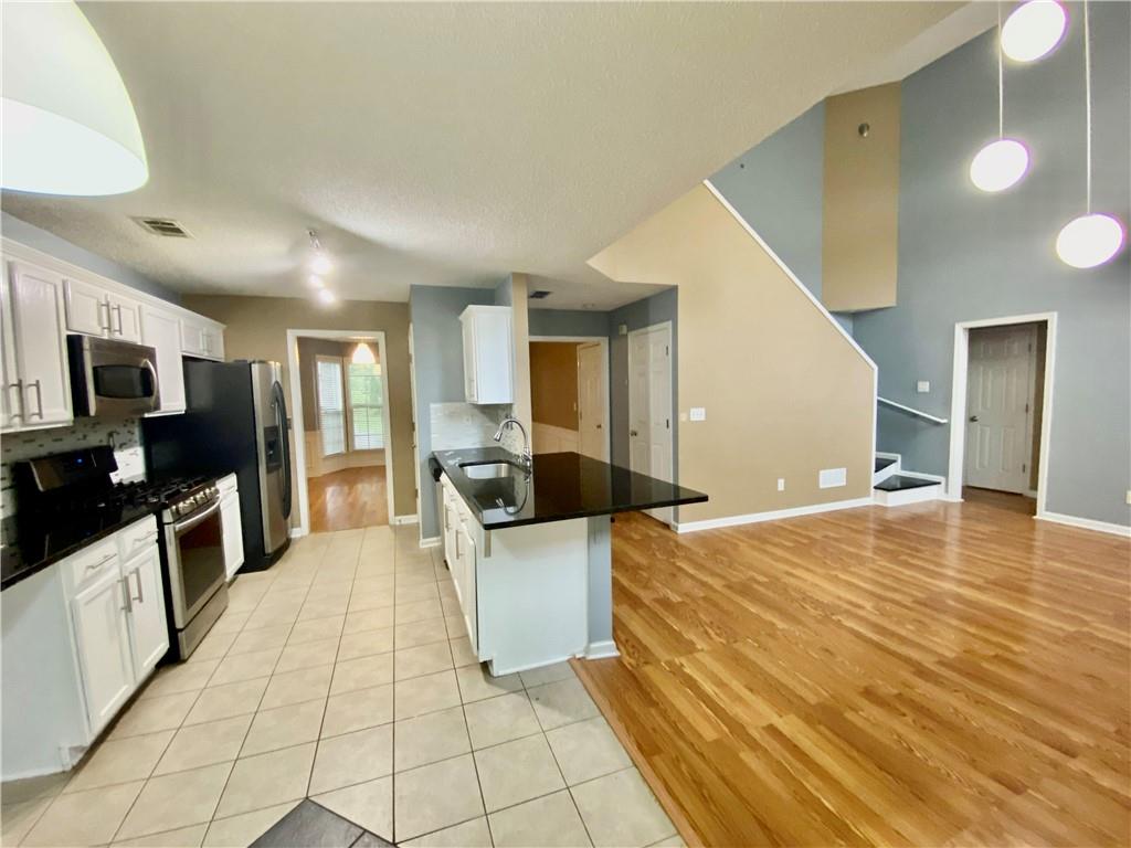 9020 Friarbridge Drive