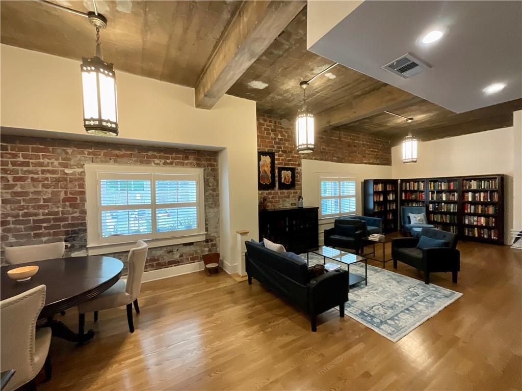 1026 Saint Charles Avenue NE 15