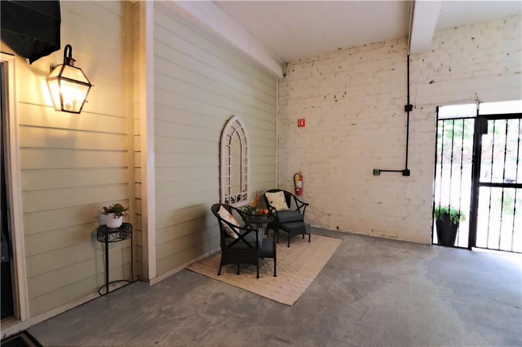 1026 Saint Charles Avenue NE 15