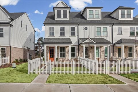 Townhouse For Sale - 216 Village Overlook #K1<br/> Canton, GA 30114