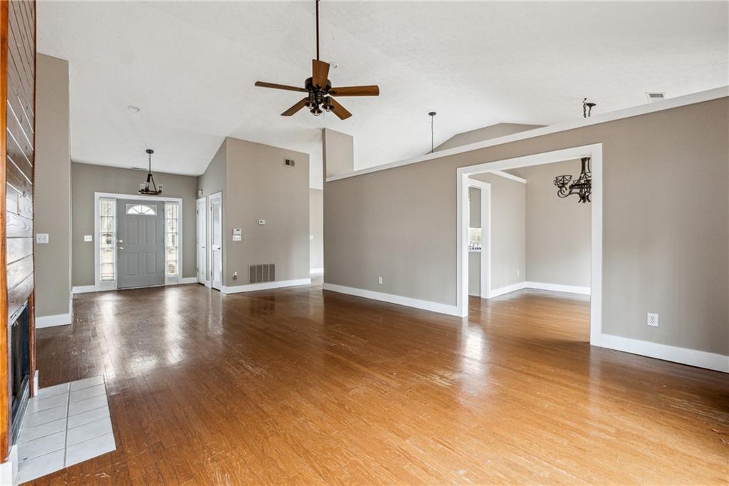 2006 Hawthorne Way, Woodstock, Georgia image 17