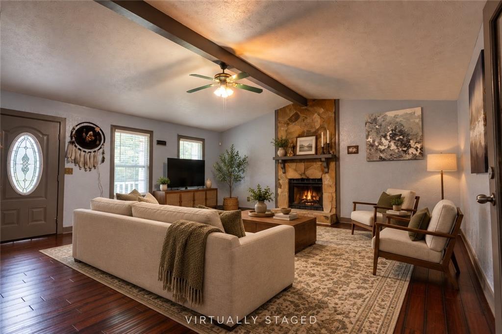 2633 W Regal Court