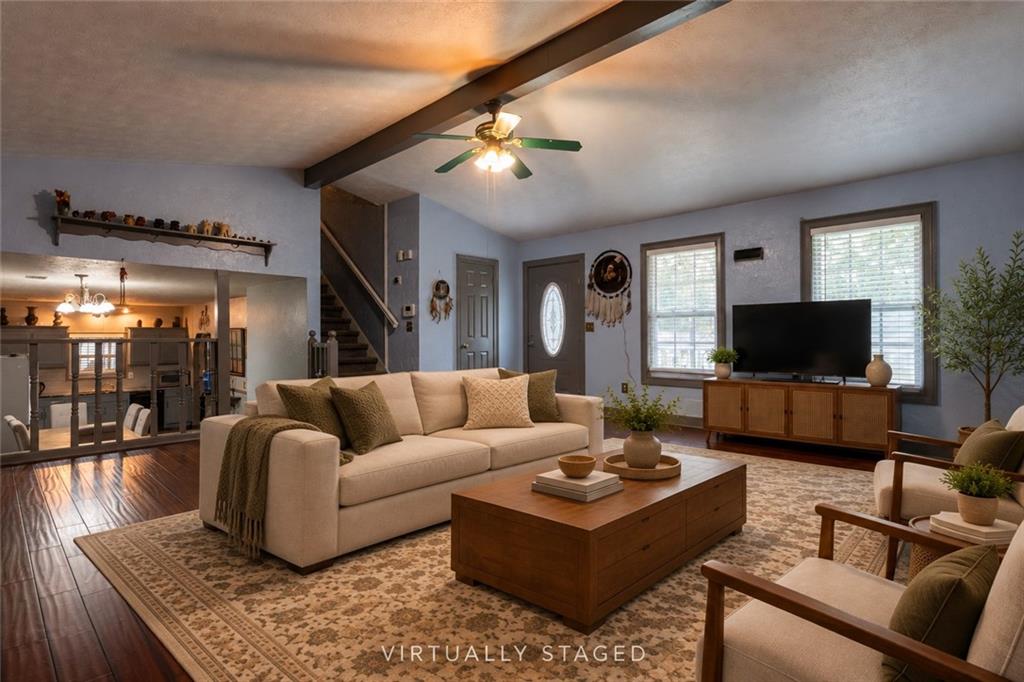 2633 W Regal Court