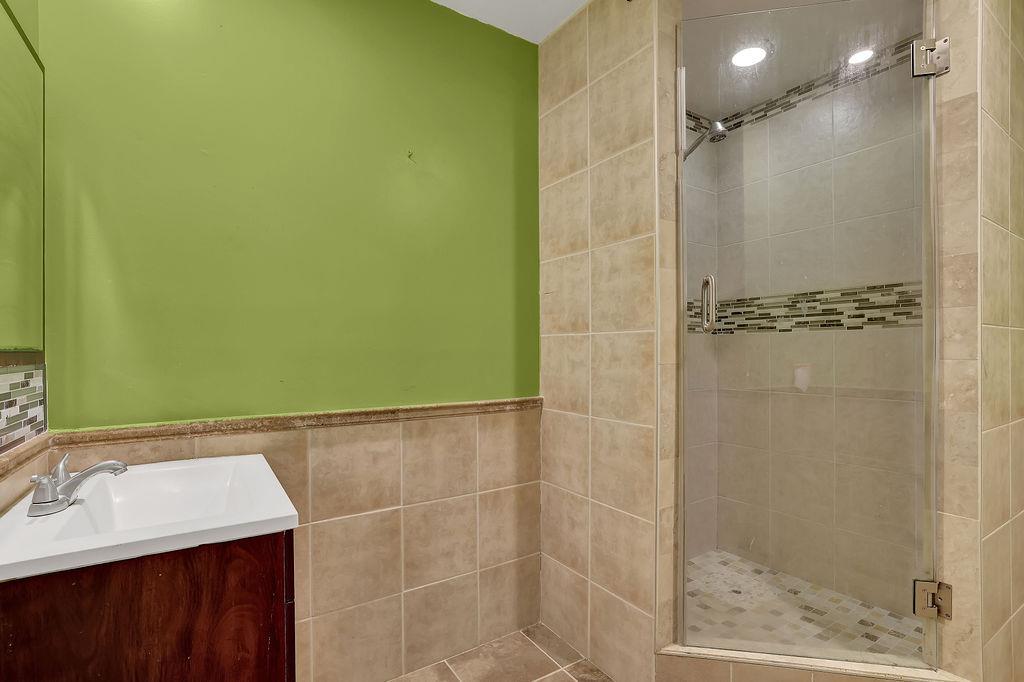 4591 Millstone Walk Drive, Buford, Georgia image 32