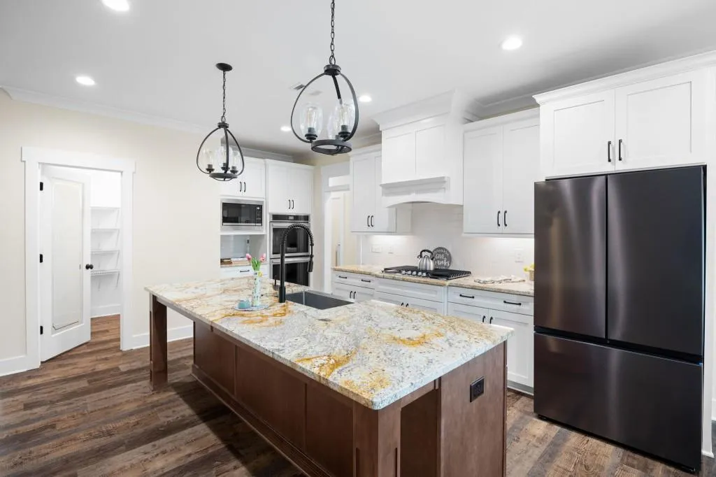 Dallas, Georgia 30132, United States, 5 Bedrooms Bedrooms, ,4 BathroomsBathrooms,Residential,Pending,104975