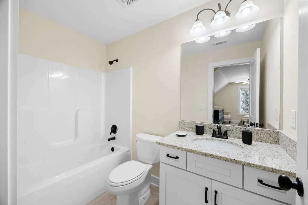 Dallas, Georgia 30132, United States, 5 Bedrooms Bedrooms, ,4 BathroomsBathrooms,Residential,Pending,104975