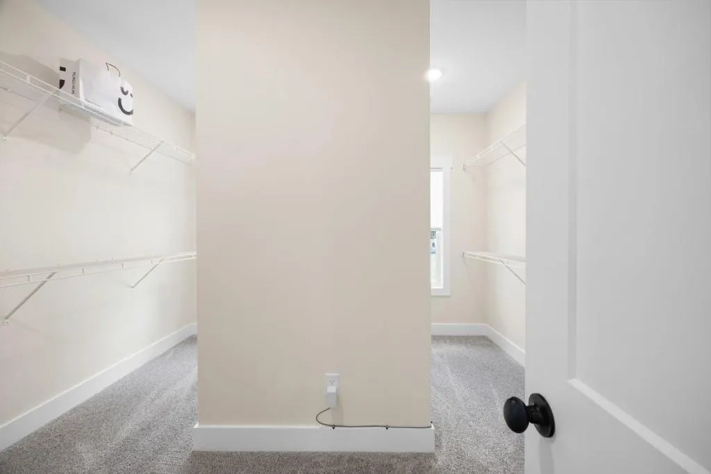 Dallas, Georgia 30132, United States, 5 Bedrooms Bedrooms, ,4 BathroomsBathrooms,Residential,Pending,104975