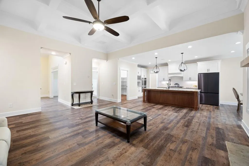 Dallas, Georgia 30132, United States, 5 Bedrooms Bedrooms, ,4 BathroomsBathrooms,Residential,Pending,104975