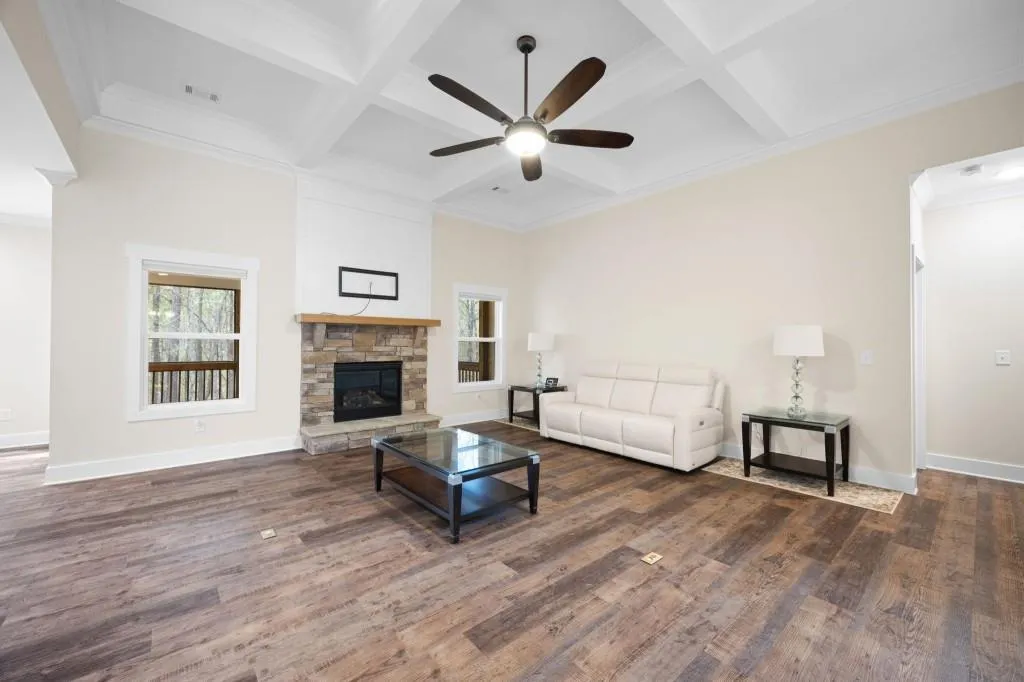 Dallas, Georgia 30132, United States, 5 Bedrooms Bedrooms, ,4 BathroomsBathrooms,Residential,Pending,104975