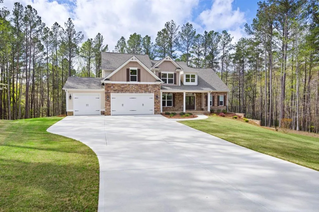 Dallas, Georgia 30132, United States, 5 Bedrooms Bedrooms, ,4 BathroomsBathrooms,Residential,Pending,104975