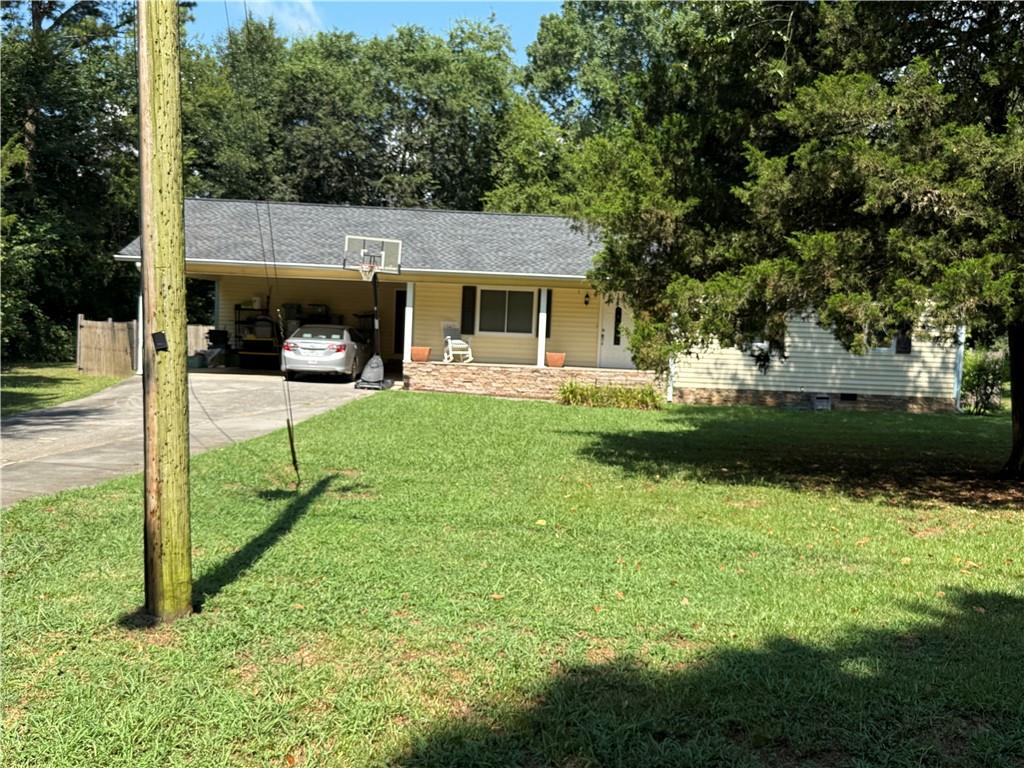 Check out this charming 3 bedroom 2 bath home located in the highly sought after Model School District. This well maintained property offers a spacious layout for families or anyone seeking comfortable living. The kitchen has granite counter tops with plenty of cabinets and ss appliances. The laundry room off the kitchen/dining area is very large and convenient. The fenced back yard provides a safe space for children or pets to play, and it's ideal for relaxing or entertaining. With a great location and inviting features this home is a must see!