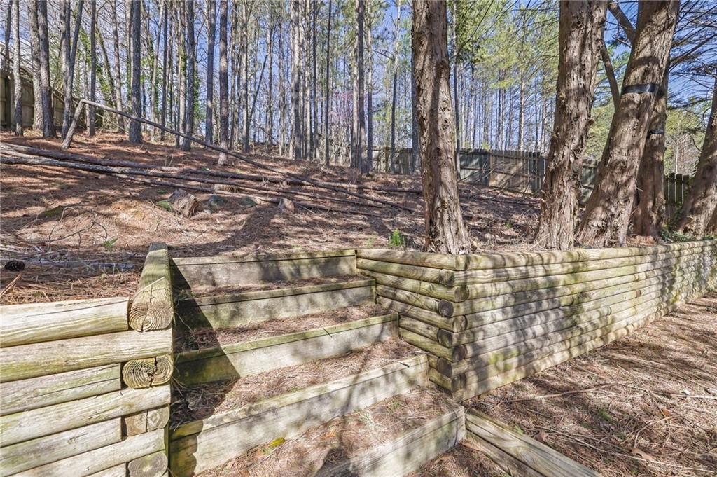 2461 Lakebrooke Drive, Marietta, Georgia image 32