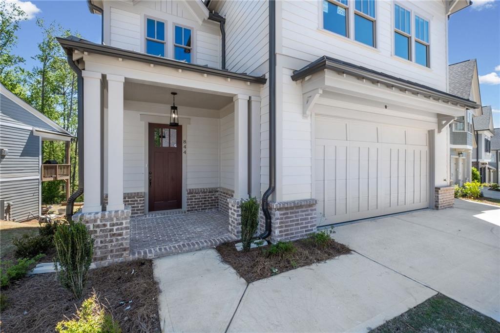 844 Lakemont Drive