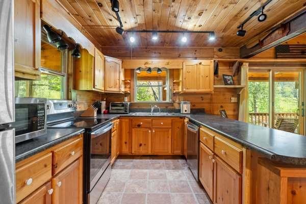 787 White Pine Trail, Suches, Georgia image 14