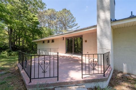 A home in Calhoun