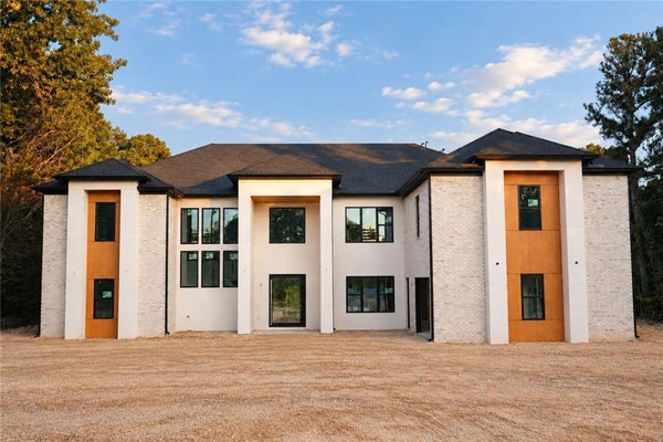 3664 FENCE RD, AUBURN, GA 30011 - Image fbe2cf9c49ddbafa1aa44b5c8cf92eba/1174609790