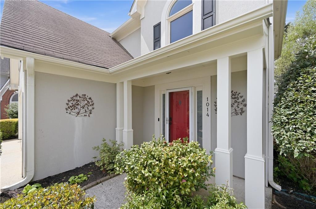 1014 Brentmoor Lane NW