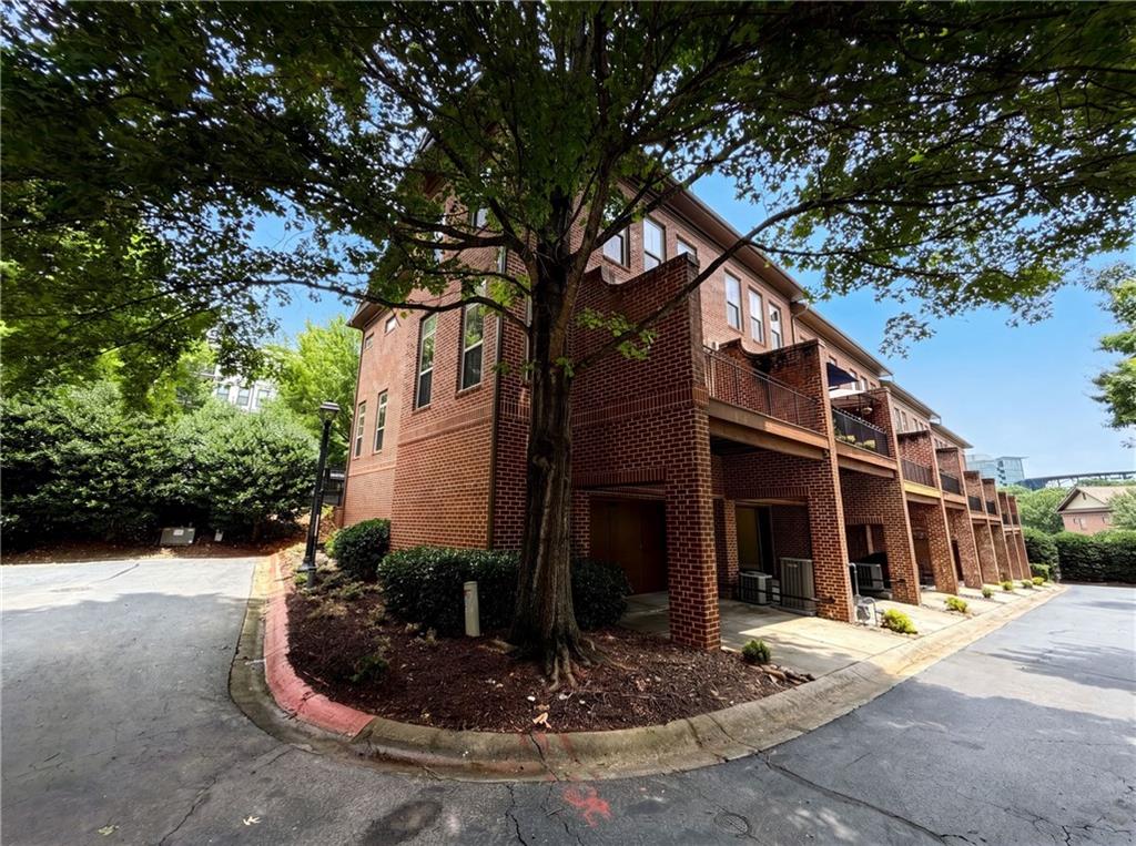 2370 Crescent Park Court 5