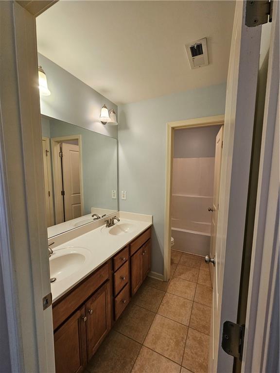 3943 Dunaire Drive, Stone Mountain, Georgia image 49