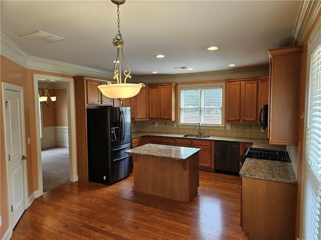 3943 Dunaire Drive, Stone Mountain, Georgia image 33