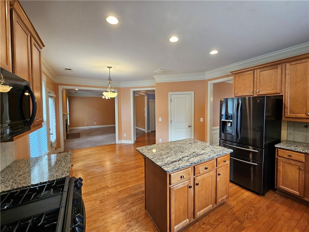 3943 Dunaire Drive, Stone Mountain, Georgia image 30