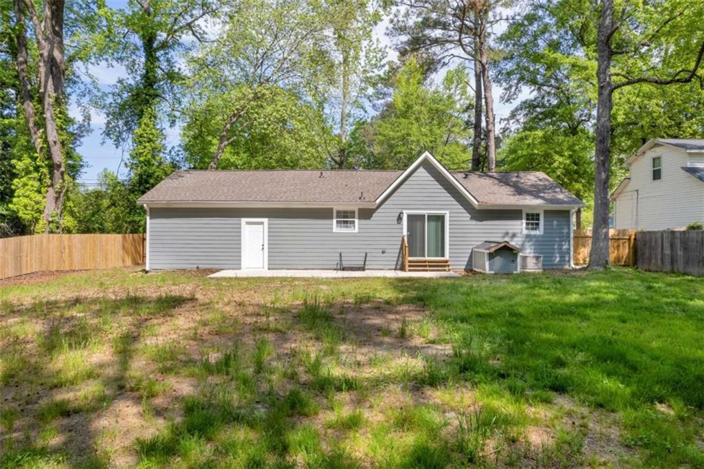 1660 Rose Garden Lane, Loganville, Georgia image 6