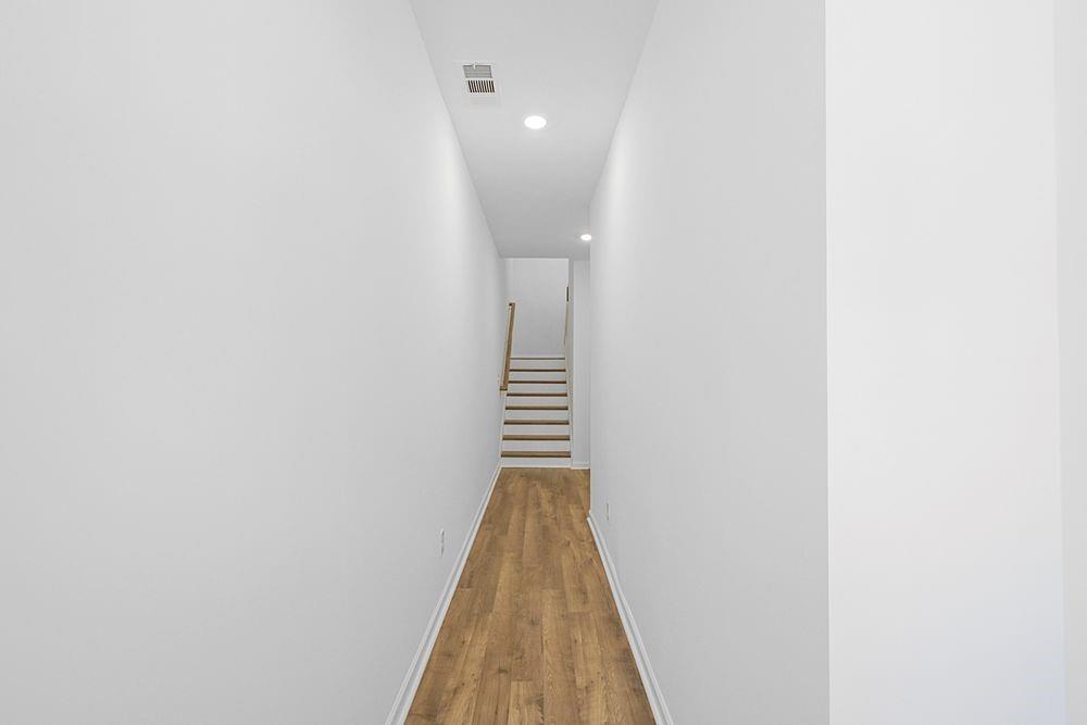 1693 Lansmere Street SW