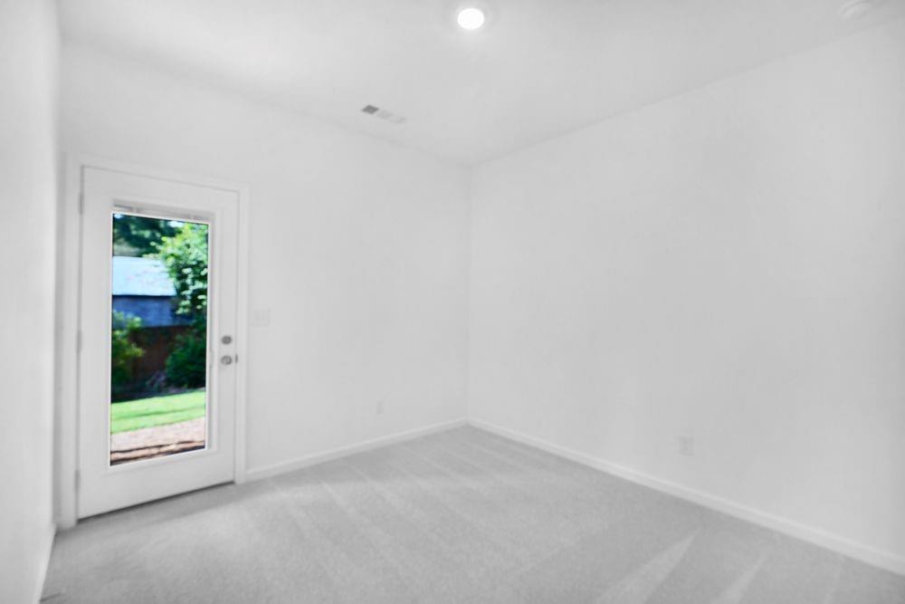 1693 Lansmere Street SW