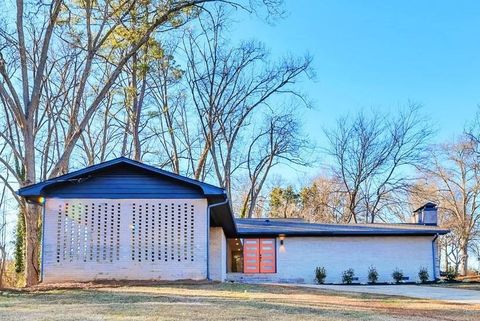 823 Prince Avenue Marietta GA 30062