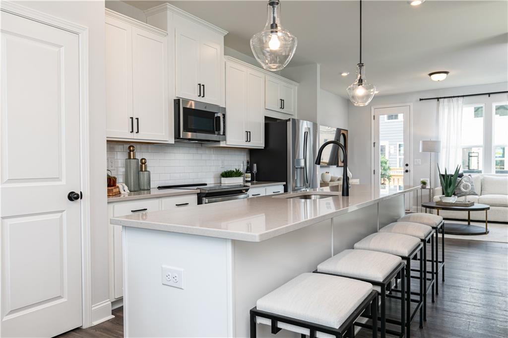 371 Skylar Way, Atlanta, Georgia image 6