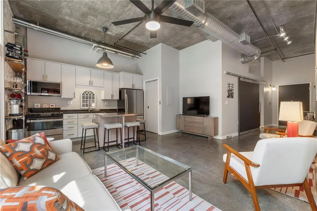 640 Glen Iris Drive NE Unit 418