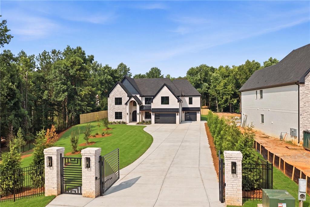 3275 Smithtown Road