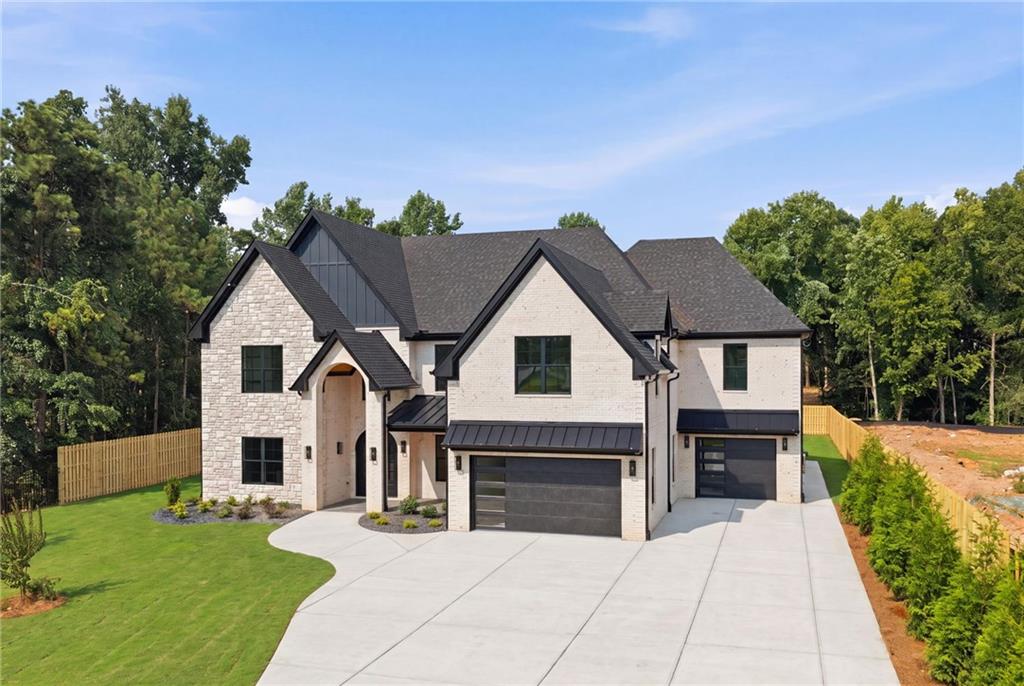 3275 Smithtown Road