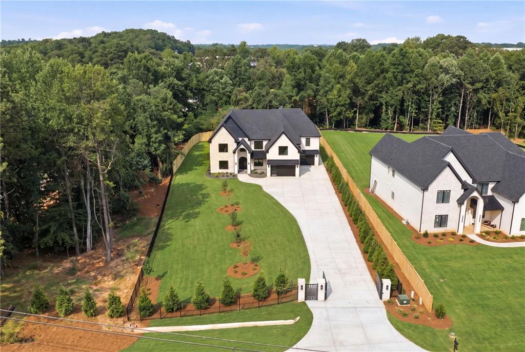 3275 Smithtown Road