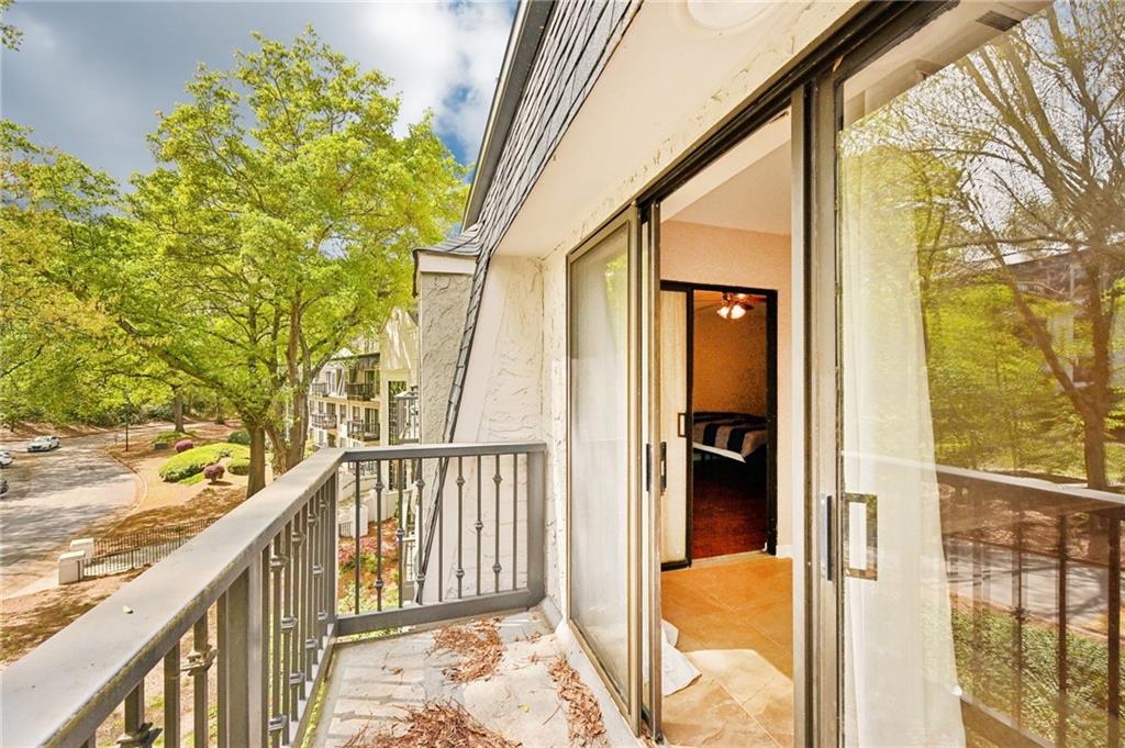 2303 Pine Heights Drive, Atlanta, Georgia image 30