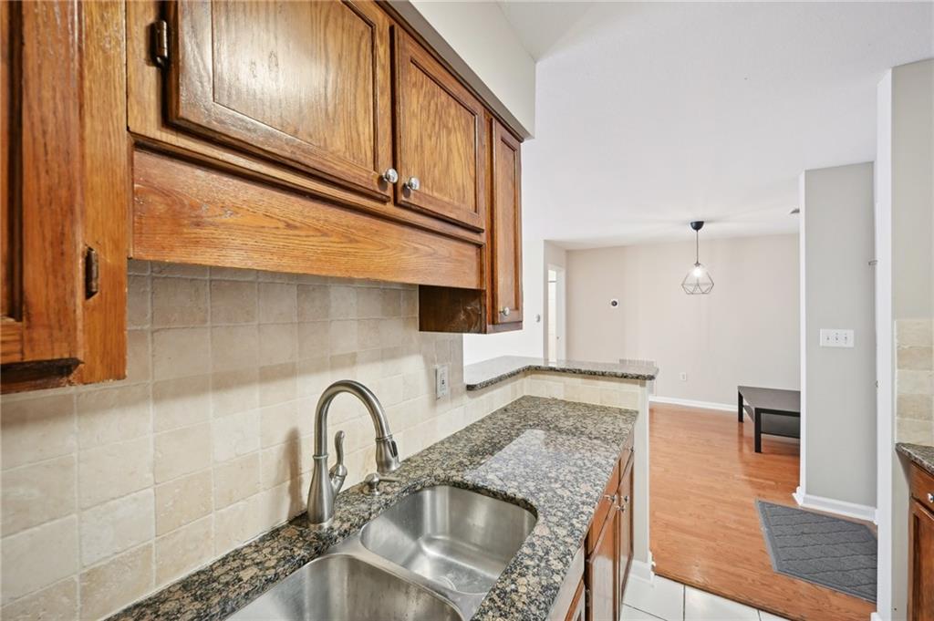 2303 Pine Heights Drive, Atlanta, Georgia image 11