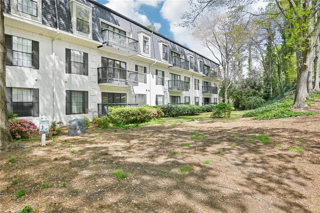 2303 Pine Heights Drive, Atlanta, Georgia image 31