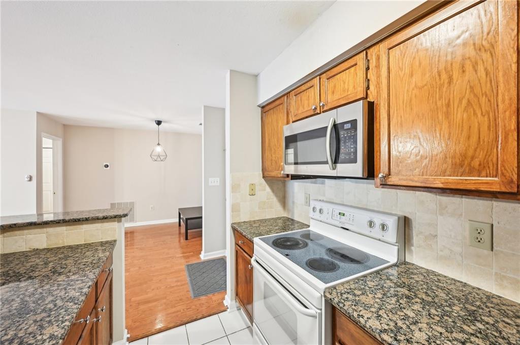 2303 Pine Heights Drive, Atlanta, Georgia image 12
