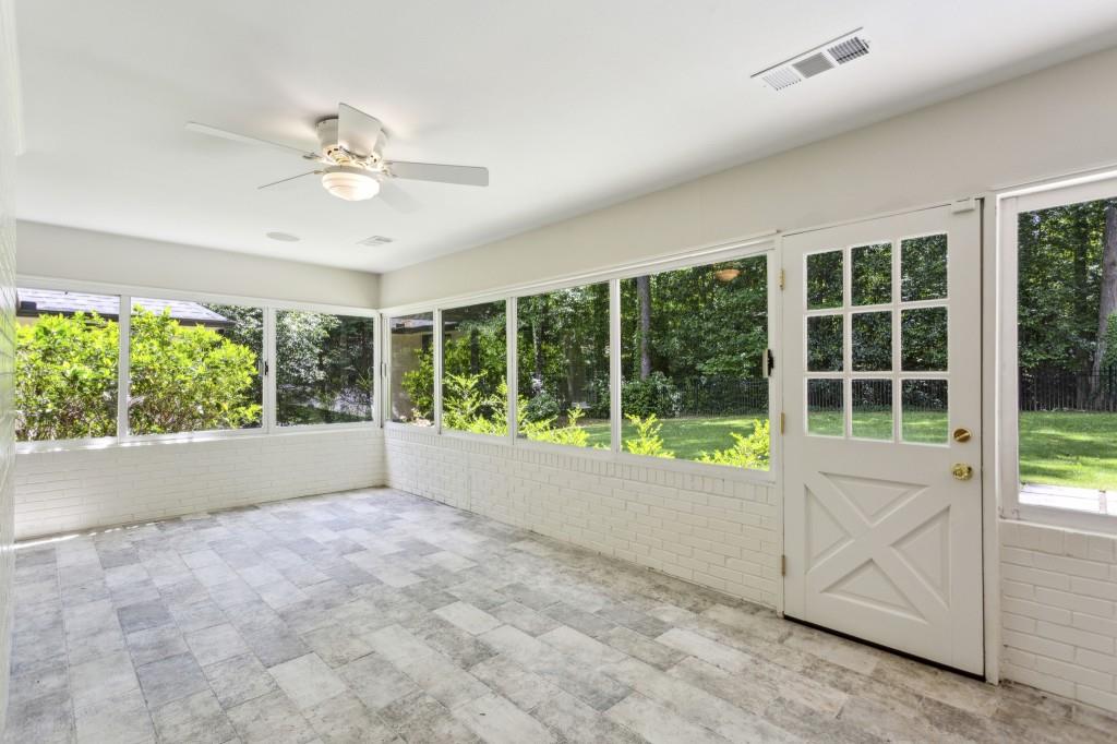 4708 Tall Pines Drive, Atlanta, Georgia image 18