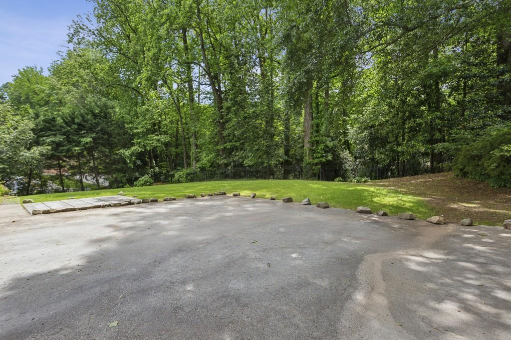 4708 Tall Pines Drive, Atlanta, Georgia image 44