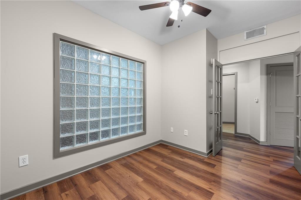 390 17th Street NW 5008