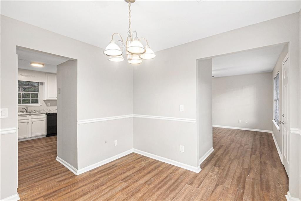 COUNTRY WALK -M154 - Residential