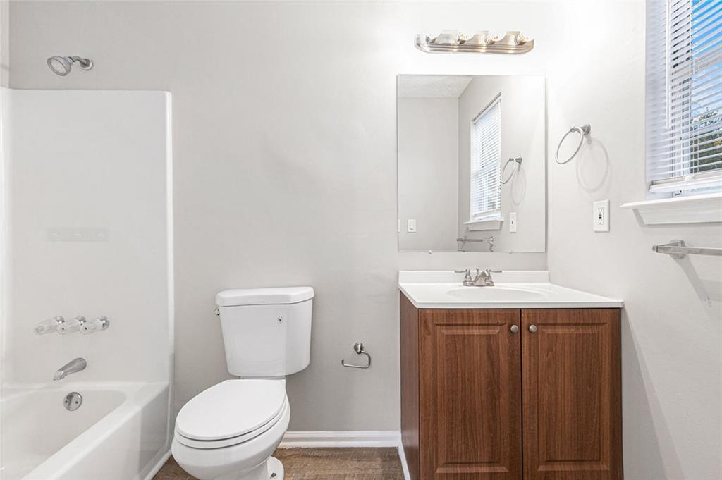 COUNTRY WALK -M154 - Residential