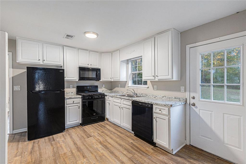 COUNTRY WALK -M154 - Residential