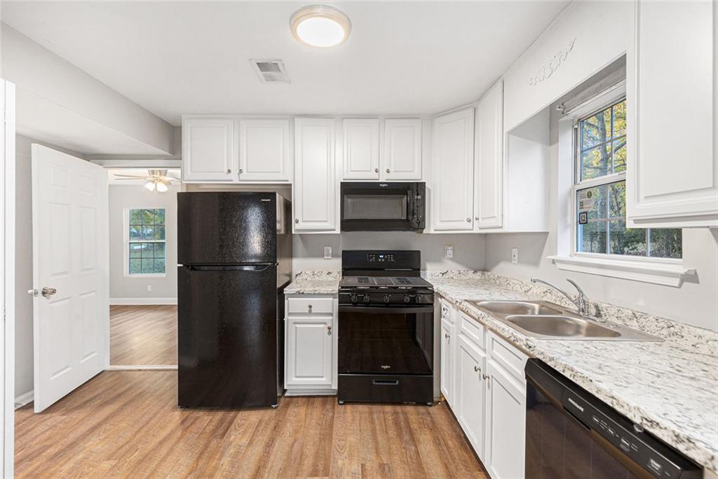 COUNTRY WALK -M154 - Residential