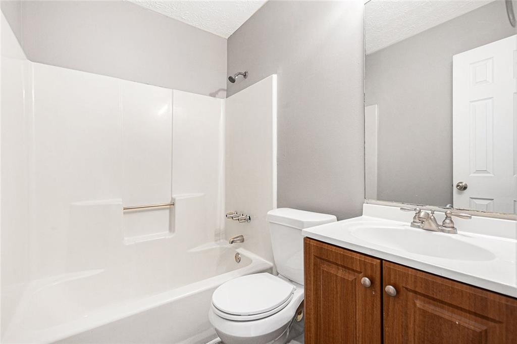 COUNTRY WALK -M154 - Residential